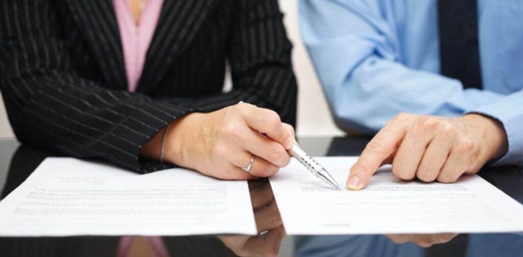 Signs That Your Insurance Company May Be Acting in Bad Faith